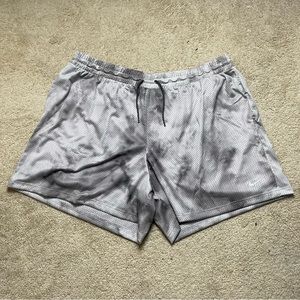 Nike Women’s Shorts Icon Clash Mesh Work Out Shorts Grey Plus Size Size 2X NWT